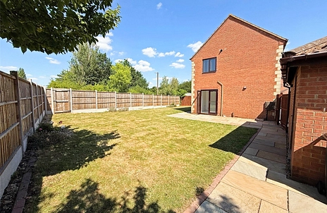 3 bedroom house for sale - Clare Croft, Middleton, Milton Keynes, Buckinghamshire, MK10 - Property View 2