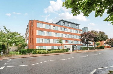 2 bedroom apartment for sale - Queensway, Bletchley, Milton Keynes, Buckinghamshire, MK2