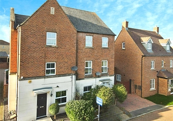 4 bedroom house for sale - Stanwyck Lane, Oxley Park, Milton Keynes, Buckinghamshire, MK4 - Property View 1