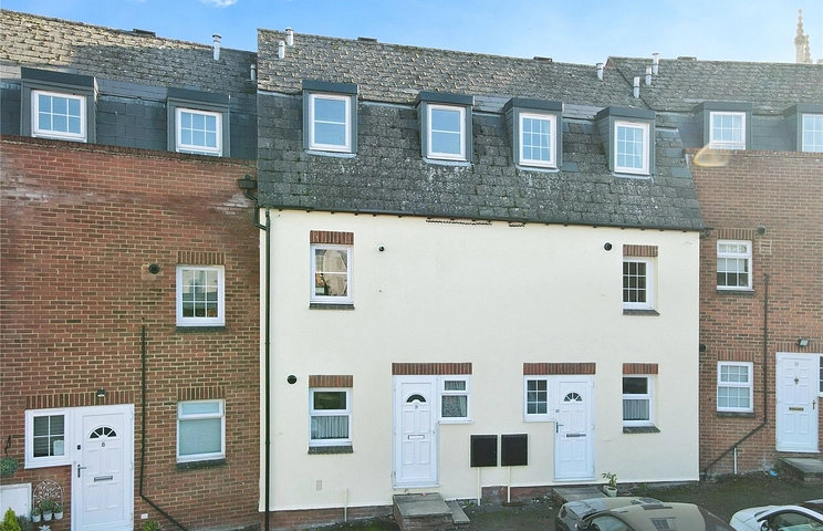 2 bedroom duplex for sale - Pollys Yard, Newport Pagnell, Buckinghamshire, MK16