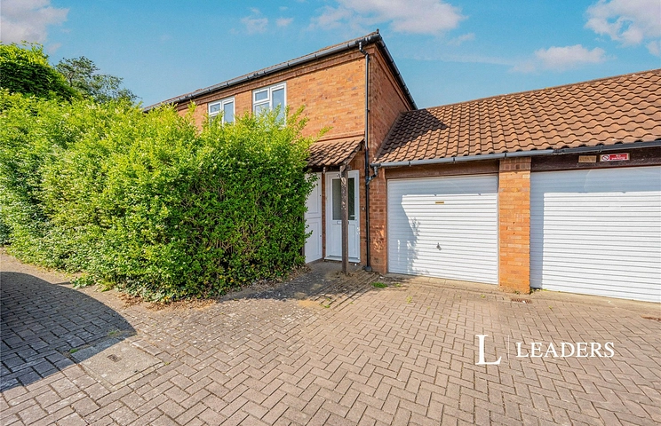 2 bedroom maisonette for sale - Coachmaker Court, Neath Hill, Milton Keynes, Buckinghamshire, MK14