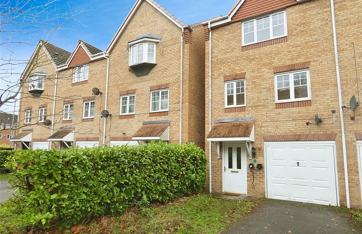 3 bedroom house for sale - Cairngorm Drive, Mansfield, Nottinghamshire, NG18