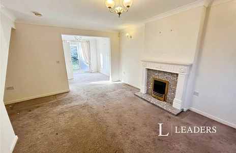 4 bedroom house for sale - Morven Avenue, Mansfield Woodhouse, Mansfield, Nottinghamshire, NG19 - Property View 2