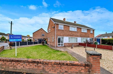 3 bedroom house for sale - The Circle, Clipstone Village, Mansfield, Nottinghamshire, NG21
