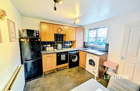 3 bedroom house for sale - Church Drive, Shirebrook, Mansfield, Derbyshire, NG20 - Property View 2