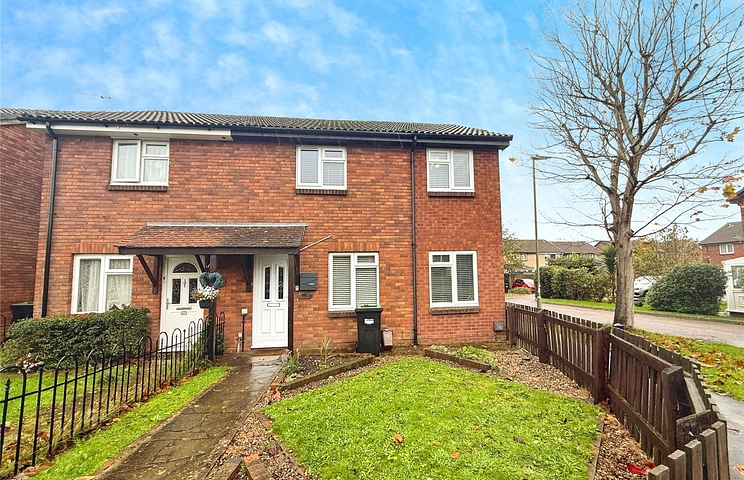 3 bedroom terraced to rent - Chatsworth Way, BH25