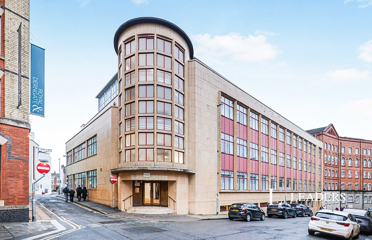 2 bedroom apartment to rent - Bloomsbury House, 27 Guildhall Road, Northampton, NN1