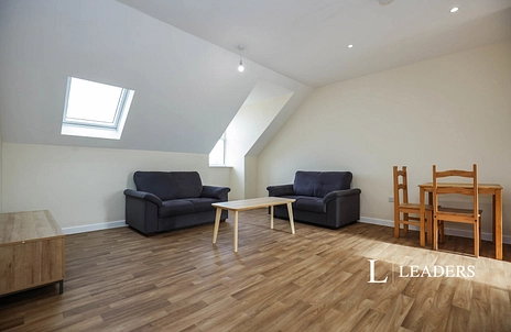 2 bedroom apartment to rent - St. Peters Gardens, Marefair, Northampton, Northamptonshire, NN1 - Property View 3