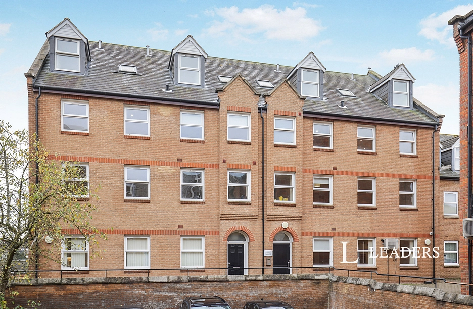 2 bedroom apartment to rent - St. Peters Gardens, Marefair, Northampton, Northamptonshire, NN1 - Property View 1