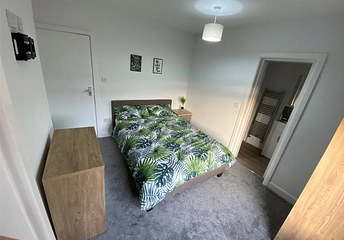 4 bedroom house to rent - Carlton Street, Kettering, Northamptonshire, NN16 - Property View 1