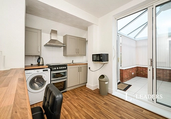 2 bedroom bungalow to rent - Kettering Road, Northampton, Northamptonshire, NN3 - Property View 1