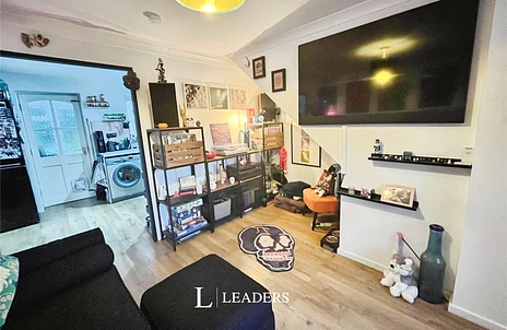 2 bedroom house for sale - Hazelbank Avenue, Nottingham, NG3 - Property View 3