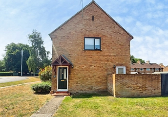2 bed property for rent in Hoveton Place, Badersfield, Norwich, NR10