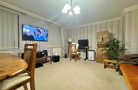 2 bedroom apartment to rent - The Waterside, Hellesdon, Norwich, NR6 - Property View 3