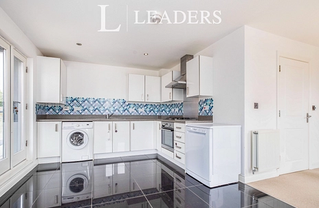 4 bedroom house to rent - Knot Tiers Drive, Upton, Northampton, NN5 - Property View 2