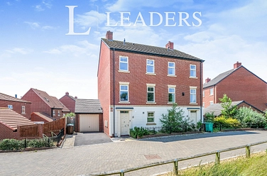 4 bedroom house to rent - Weaving Gardens, NG5