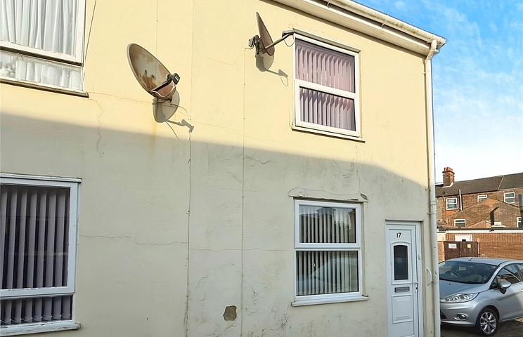 2 bedroom house for sale - Albany Road, Lowestoft, Suffolk, NR32