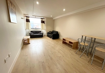1 bedroom apartment to rent - Queens Terrace, Southampton, SO14 - Property View 1