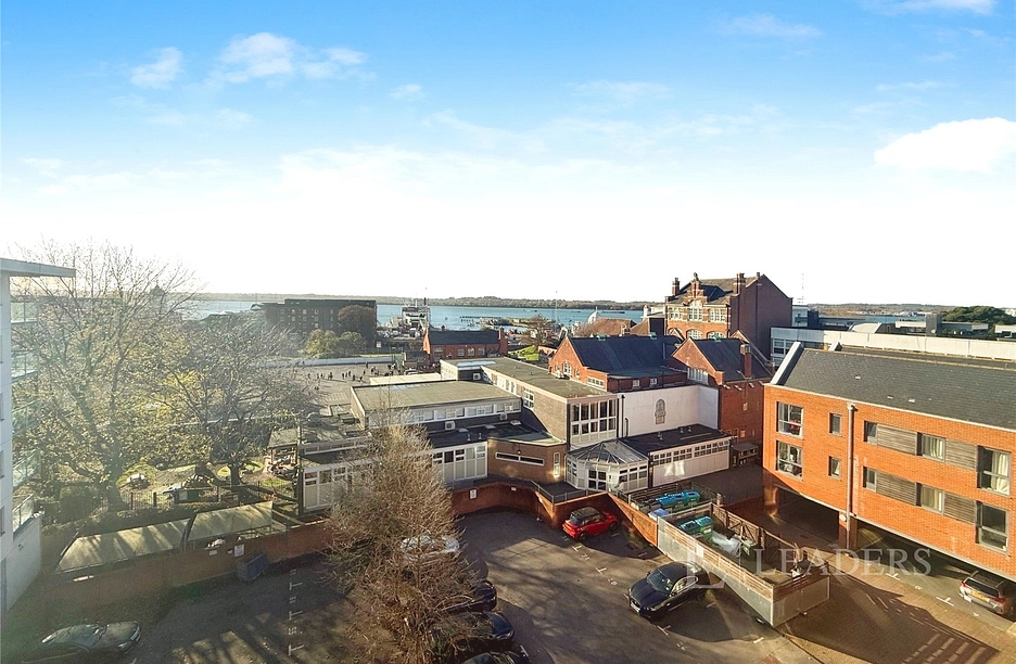 2 bedroom apartment to rent - Castle Place, 117 High Street, Southampton, SO14 - Property View 1