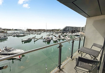 2 bedroom apartment to rent - The Blake Building, Admirals Quay, Ocean Way, Southampton, SO14 - Property View 1