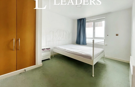 2 bedroom apartment to rent - Gloucester Square, Southampton, SO14 - Property View 3