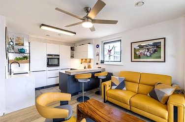 2 bedroom apartment to rent - Sapphire Court, Ocean Way, Southampton, SO14