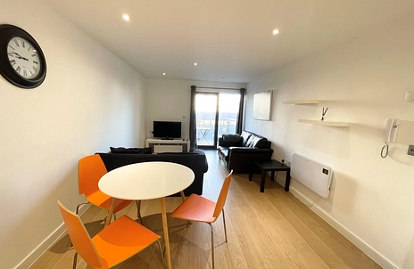 2 bedroom apartment to rent - The Blake Building, Admirals Quay, Ocean Way, SO14 - Property View 2