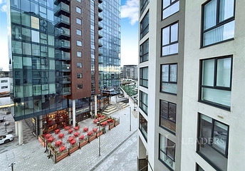 2 bedroom apartment to rent - Maritime Walk, Ocean Village, Southampton, Hampshire, SO14 - Property View 1