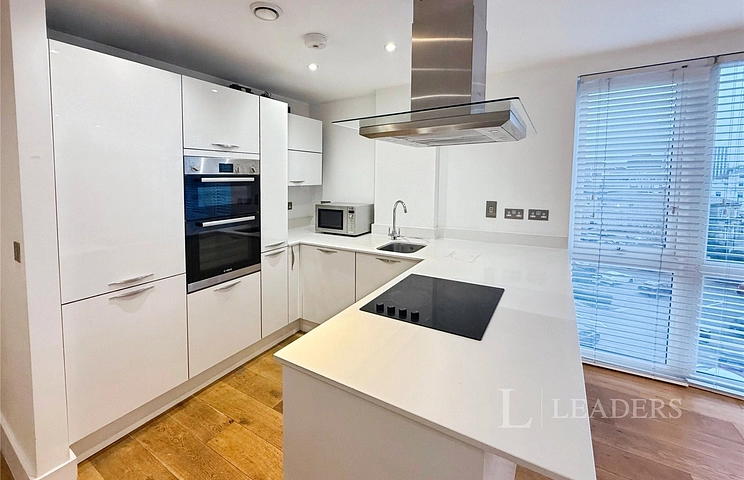 2 bedroom apartment to rent - Maritime Walk, Ocean Village, Southampton, Hampshire, SO14