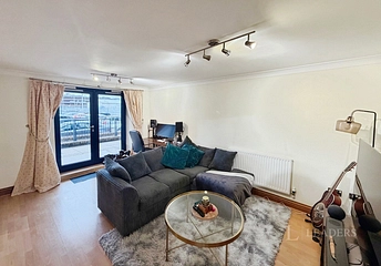 1 bed flat/apartment for rent in Canute Road, Southampton, Hampshire, SO14