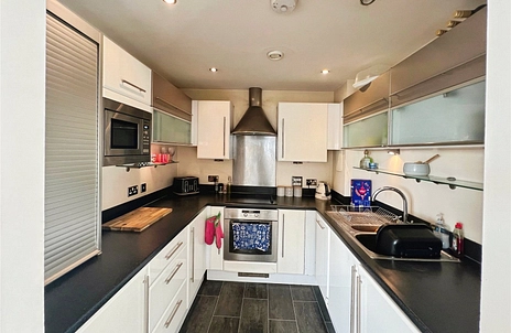 2 bedroom apartment for sale - Briton Street, Southampton, Hampshire, SO14 - Property View 3