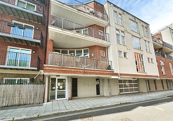 2 bedroom apartment for sale - Lower Canal Walk, Southampton, Hampshire, SO14 - Property View 1
