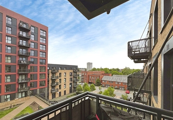 1 bedroom apartment for sale - Meridian Way, Southampton, Hampshire, SO14 - Property View 1