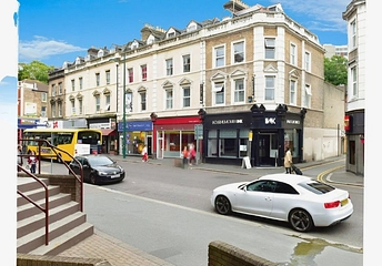 2 bed flat/apartment for rent in Old Christchurch Road, Bournemouth, BH1