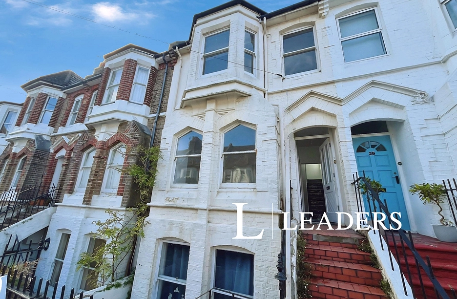 4 bedroom mid-terrace to rent - Rugby Place, Brighton