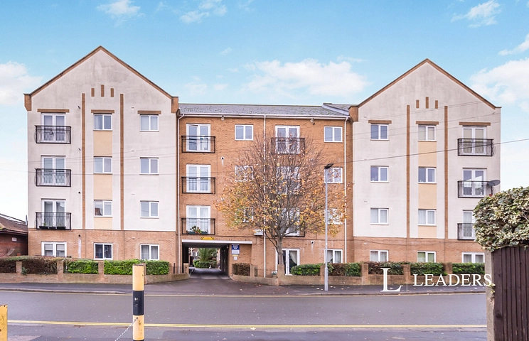 2 bedroom apartment to rent - Peelers Gate, 7-9 Wayte Street, Portsmouth, PO6