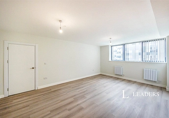 2 bed flat/apartment for rent in Roebuck House, Roebuck Close, Portsmouth, PO6
