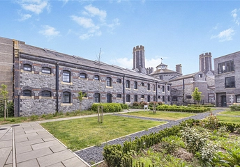 2 bedroom apartment to rent - Governors Walk, Portsmouth, Hampshire, PO3 - Property View 1