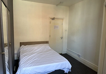 1 bed property for rent in Kingston Road, Portsmouth, Hampshire, PO2