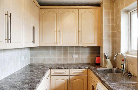 3 bedroom apartment for sale - Lagland Street, Poole, Dorset, BH15 - Property View 3