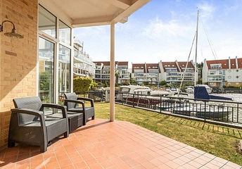2 bedroom apartment for sale - Moriconium Quay, Lake Avenue, Poole, BH15 - Property View 1