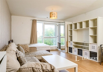 studio for sale - Gunwharf Quays, Portsmouth, Hampshire, PO1 - Property View 1