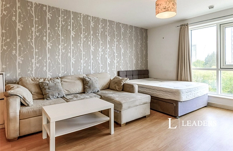 studio for sale - Gunwharf Quays, Portsmouth, Hampshire, PO1 - Property View 2