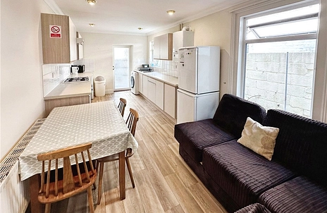 5 bedroom house for sale - Margate Road, Southsea, Hampshire, PO5 - Property View 3