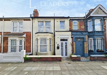 3 bedroom house for sale - Lynton Grove, Portsmouth, Hampshire, PO3 - Property View 1