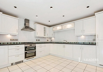 5 bedroom house to rent - Hubbard Road, Burton-on-the-Wolds, Loughborough, Leicestershire, LE12 - Property View 1