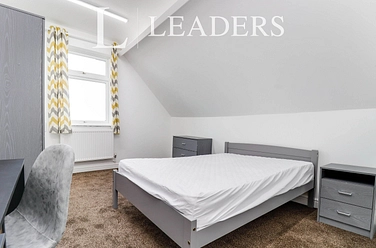 1 bedroom property to rent - Clarence Street, Loughborough, Leicestershire, LE11