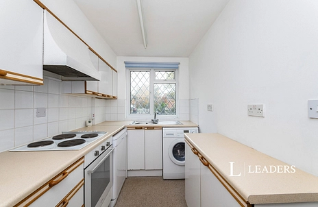 2 bedroom apartment to rent - Linkfield Lane, Redhill, Surrey, RH1 - Property View 2