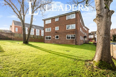 2 bedroom apartment to rent - Woodlands Road, Redhill, Surrey, RH1