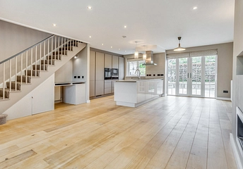 3 bedroom house to rent - The Crescent, Pendleton Road, Redhill, Surrey, RH1 - Property View 1